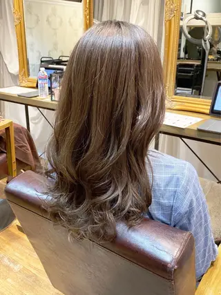 セミロング カラー 髪質改善くすみカラー 🍀/石川大輔のヘアスタイル