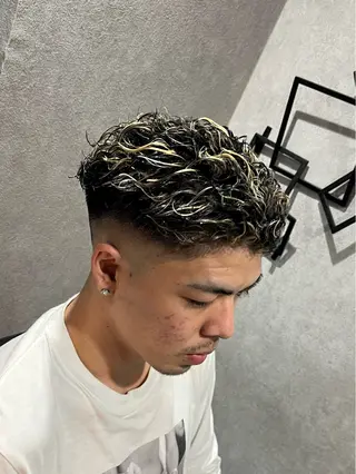 カラー CuMARi所属・予約の95%パーマ 🌈men's専門店のヘアスタイル