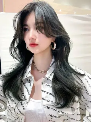 ロング 韓国 / 中国ヘア 🦋Noniのヘアスタイル