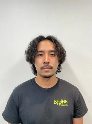 ミディアム パーマ メンズ MEN'S 限定 / 杉田 星成のヘアスタイル