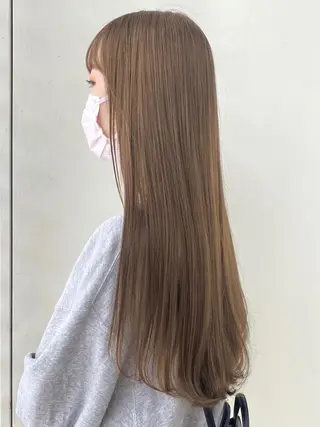 ロング カラー ANNA /艶髪/ハイトーンのヘアスタイル