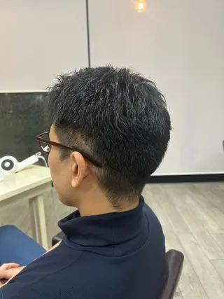 メンズ 美容室reborn大江所属・ナ ディアのヘアスタイル