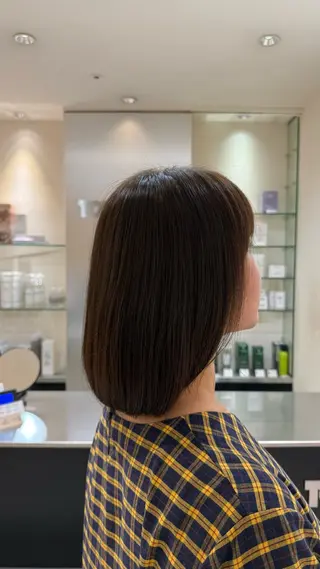 ミディアム 濱崎 あかりのヘアスタイル