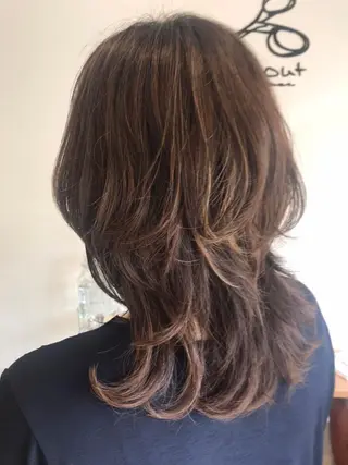 セミロング カラー chill out 南塚口本店のヘアスタイル