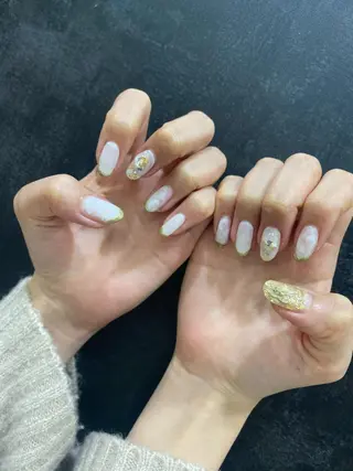 ネイル Lim五反田所属・TSUNA 🌙 Lim 五反田のマツエク・マツパデザイン