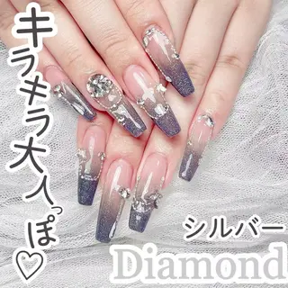 misaki 🦋のネイルデザイン