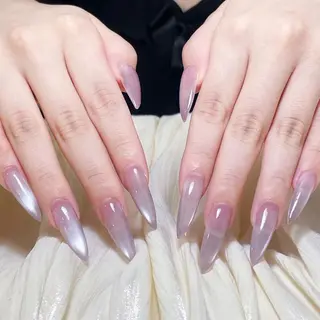 ネイル yu ri 🌹のネイルデザイン