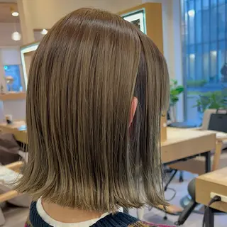 ショート カラー 小田 亮のヘアスタイル