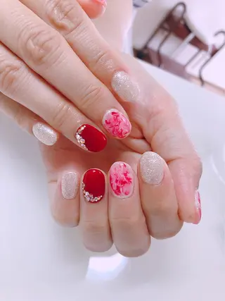 ネイル Lily Roseスタッフ一同のマツエク・マツパデザイン