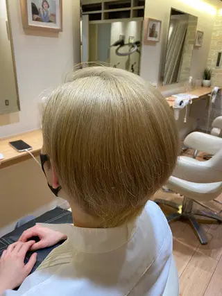ショート ハイトーンエフェクト ブリーチいち丸のヘアスタイル