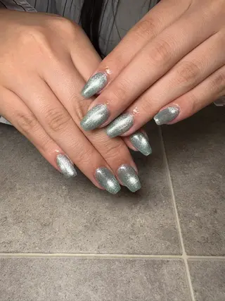 ネイル 三輪 彩美春のネイルデザイン