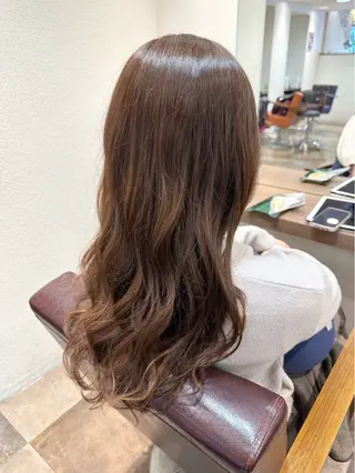 ロング パーマ 韓国風🇰🇷レイヤ ーKEI🇰🇷のヘアスタイル
