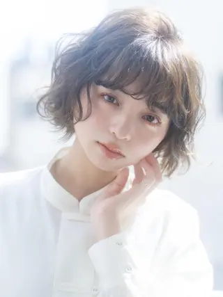 ミディアム 🎀ハイトーン/レイ ヤー/Reina🎀のヘアスタイル