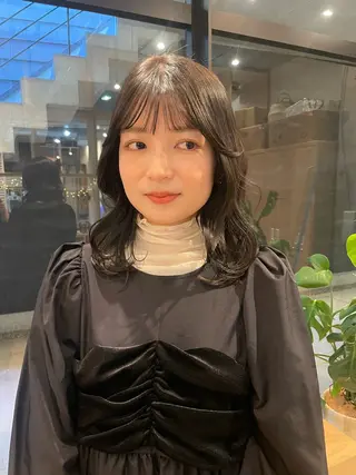 セミロング 似合わせ/透明感 /レイヤー/りほ🤍のヘアスタイル