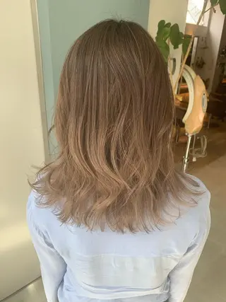 セミロング カラー 船津武俊 フナツタケトシのヘアスタイル