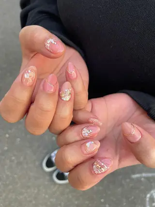 ロング カラー ヘアアレンジ キッズ ネイル マツエク・マツパ アイブロウ 福田 加奈のネイルデザイン