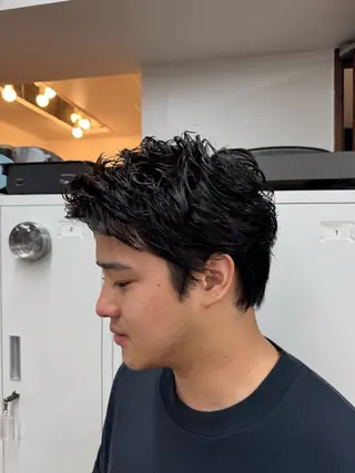 ショート ハイトーンカラー メンズパーマだいきのヘアスタイル