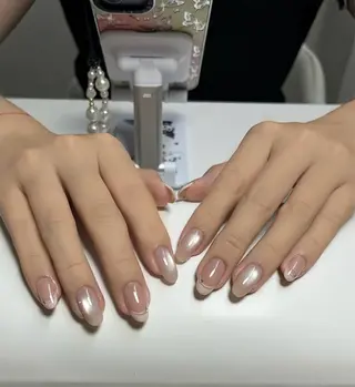 ネイル 高木 維麗絲のネイルデザイン