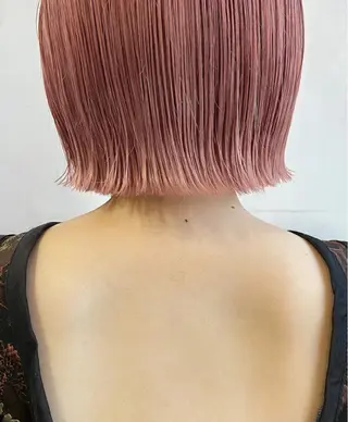 ショート ハイトーンカラー🍑 心斎橋のヘアスタイル