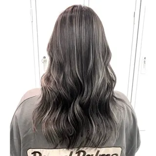 ロング カラー 奥山義進/ハイトーン /バレイヤージュのヘアスタイル