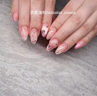 ネイル R inのネイルデザイン