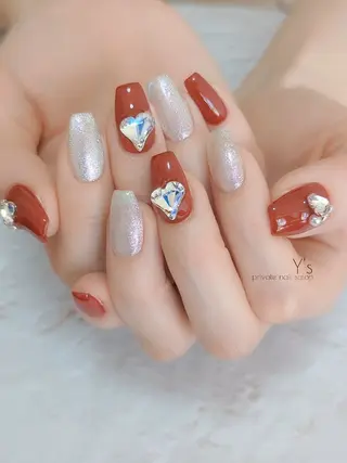 ネイル YUMI NAGAI  のネイルデザイン