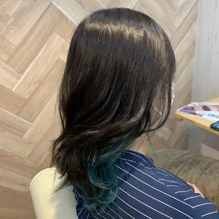 セミロング カラー 高橋 奈津沙のヘアスタイル