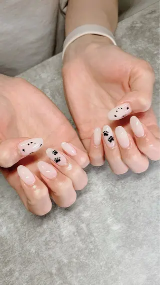 ネイル haleyume所属・shino🌟 痛ネイルのネイルデザイン