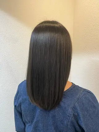 カラー PUUR所属・🍒鈴木 エミリ🍒のヘアスタイル