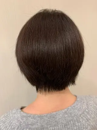 ショート カラー 小田切 栄司のヘアスタイル