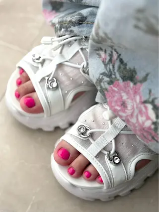 ネイル KITTY所属・KITTY ໒ ᩧ꒱Harukaのネイルデザイン