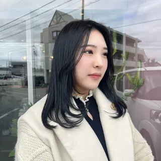 セミロング フルールドソレイユ所属・♡ナナコ♡ レイヤー/艶髪のヘアスタイル