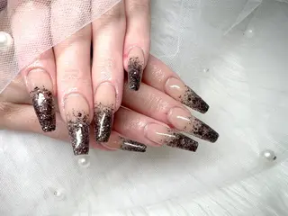 ネイル ガールネイルサロン所属・ガール　ネイルサロン 垣内　英里のネイルデザイン