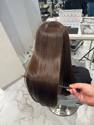 セミロング カラー 酒井 俊紀のヘアスタイル