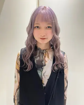 ミディアム デザイン🥇複雑履歴 ハイトーン特化のヘアスタイル