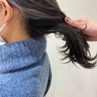 セミロング カラー 細めハイライト🩶 ボブ/レイヤーカットのヘアスタイル