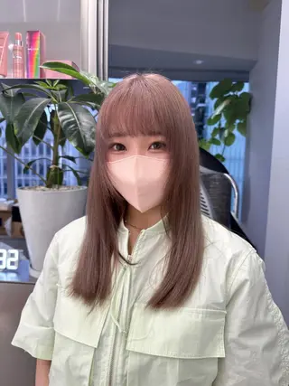 セミロング カラー 最高級髪質改善 🦄ブリーチYUGOのヘアスタイル