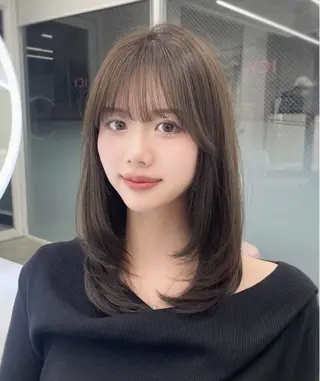 セミロング 大谷 歩未のヘアスタイル