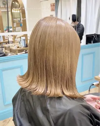 ミディアム salowin 原宿 aroa所属・韓国／ハッシュカット ／透明感カラー／金野のヘアスタイル