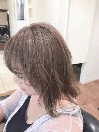 セミロング カラー アザマ　ヤスカツ _rosso 川口のヘアスタイル