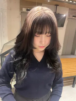 ロング カラー 艶ハイトーン👑♡ NATSUKIのヘアスタイル