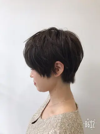 ショート 伊奈 航平のヘアスタイル