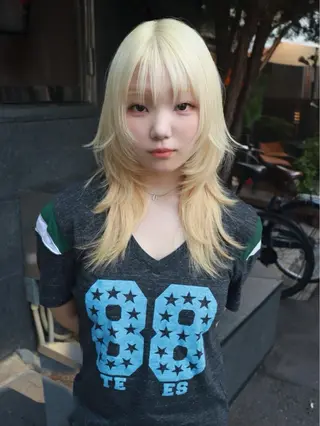セミロング カラー 色落ちまで2度綺麗な ハイトーン⭐️ヨシキのヘアスタイル