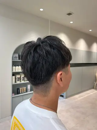 メンズ ブリーチカラー✨ メンズカット✨瞳歌のヘアスタイル