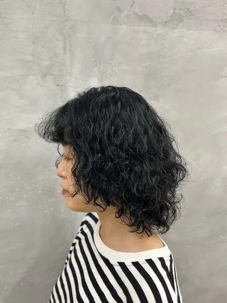 ミディアム パーマ ナカジマ ハルカのヘアスタイル
