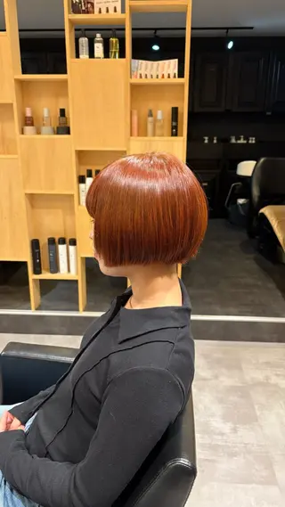 ショート 滑川 吏音のヘアスタイル