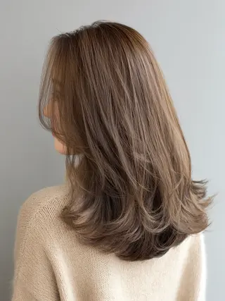 ミディアム カラー 池袋/カラー特化🎨 GLADGE🩵のヘアスタイル