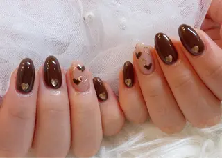 ネイル le'a-レア-【ア イ×ネイル×眉】のネイルデザイン