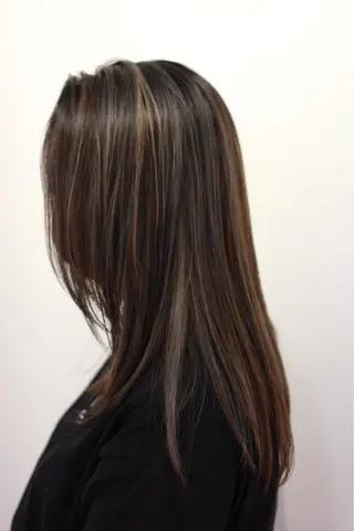 セミロング カラー ヘアアレンジ Roijir所属・roijir ロイジーのヘアスタイル