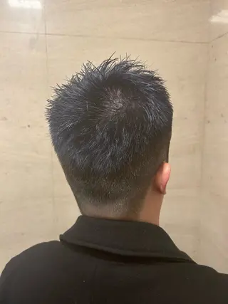 ショート カラー メンズ こうよう 。のヘアスタイル